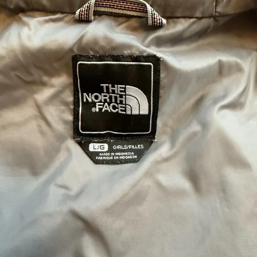 The North Face Girls‎ Large Hyvent Jacket With Good